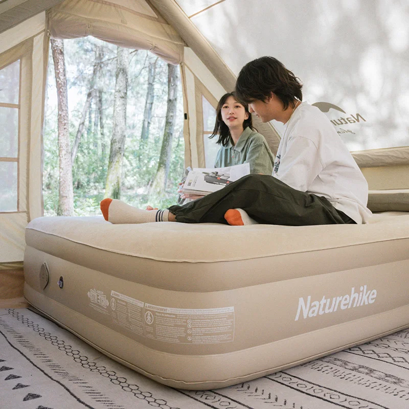 Naturehike outdoor camping air bed sleeping pad pvc heightened air mattress with Built-in pump