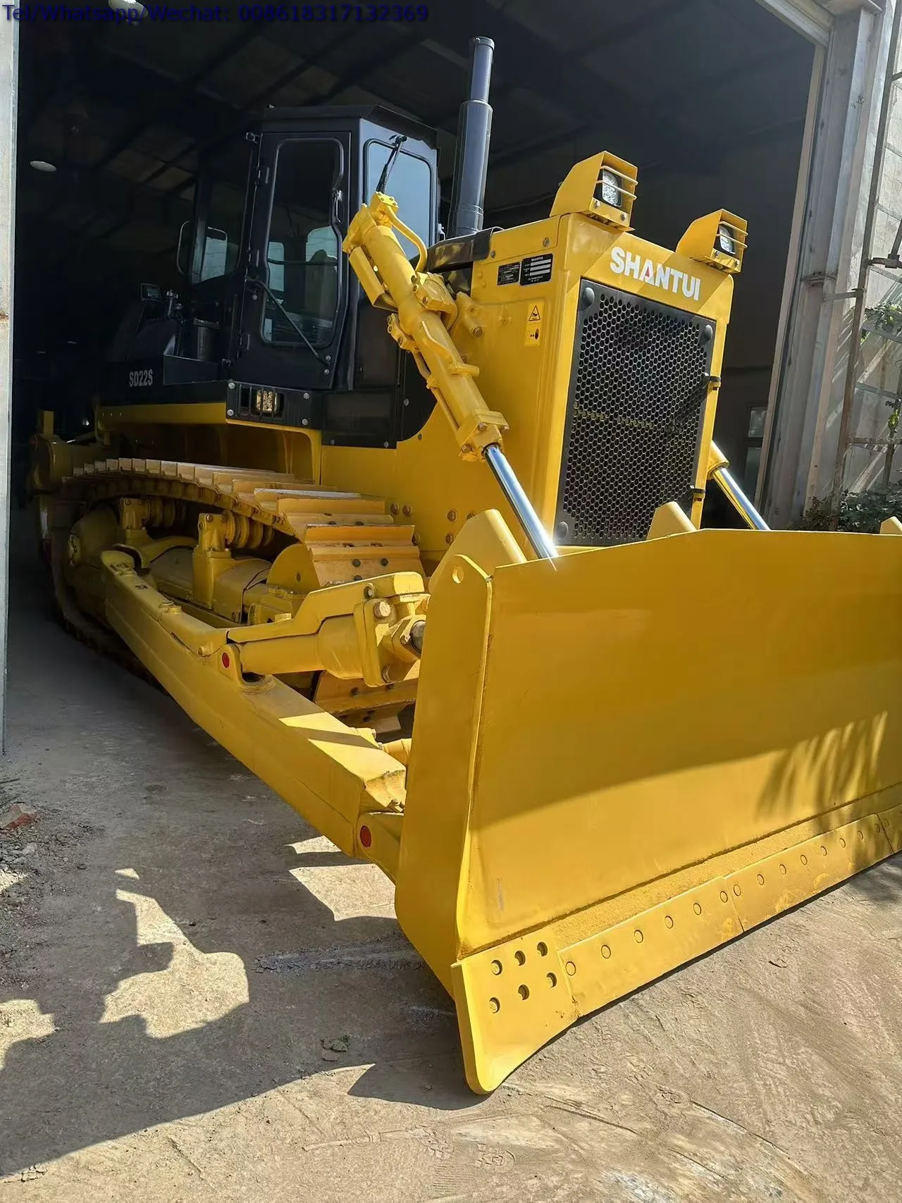 Shantui SD22 220HP Crawler Bulldozer Low Price Shantui SD22 SD32 220HP 320HP Hydraulic Dozers with Ripper