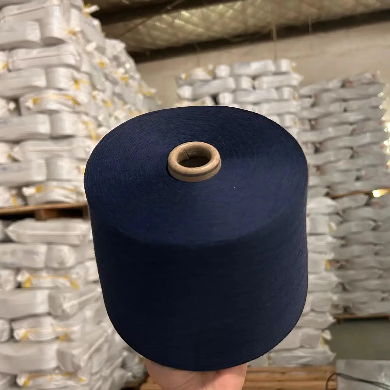 30s/1 Ring Spun Polyester Yarn Wax-Coated for Sewing Embroidery Hand Knitting Gloves & T-Shirts Dope Dyed Melange Style