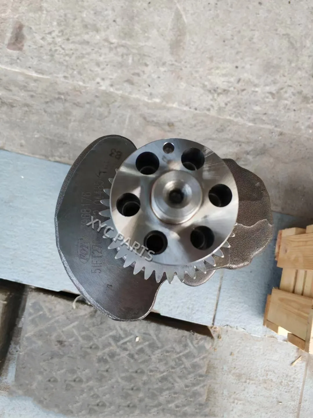 Engine parts 4D107  Engine Crankshaft 5289840 3974539 6751-01-1310 6751-31-1110 5289840 Forged Steel crankshaft