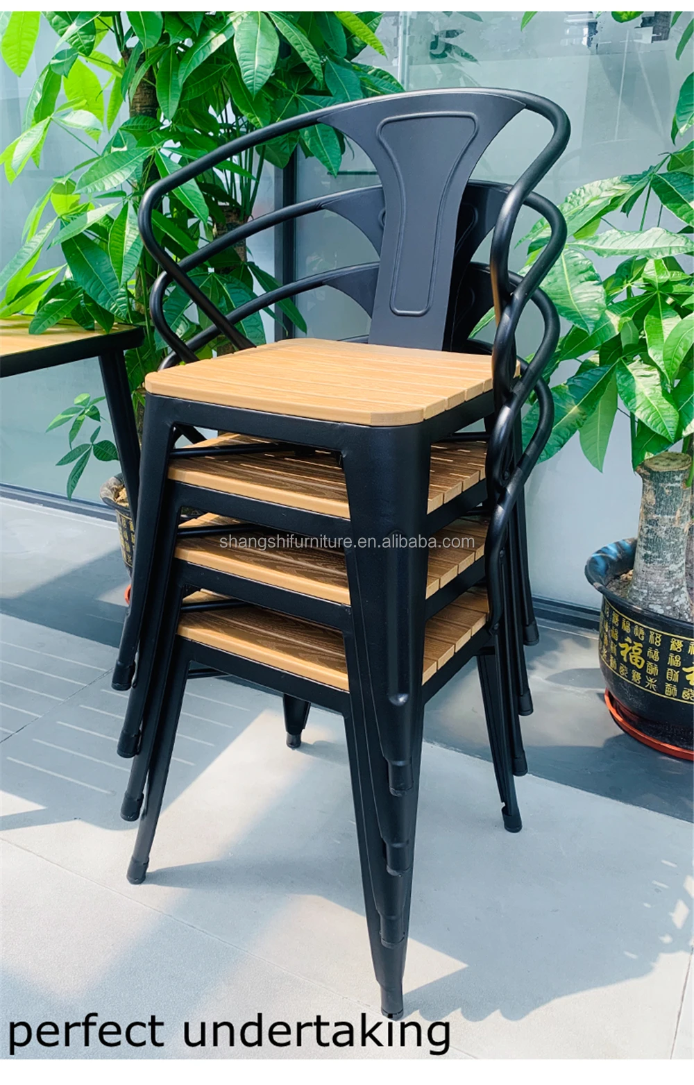 Modern design garden furniture Plastic wood patio chairs Vintage outdoor furniture Metal outdoor tables Patio restaurant chair