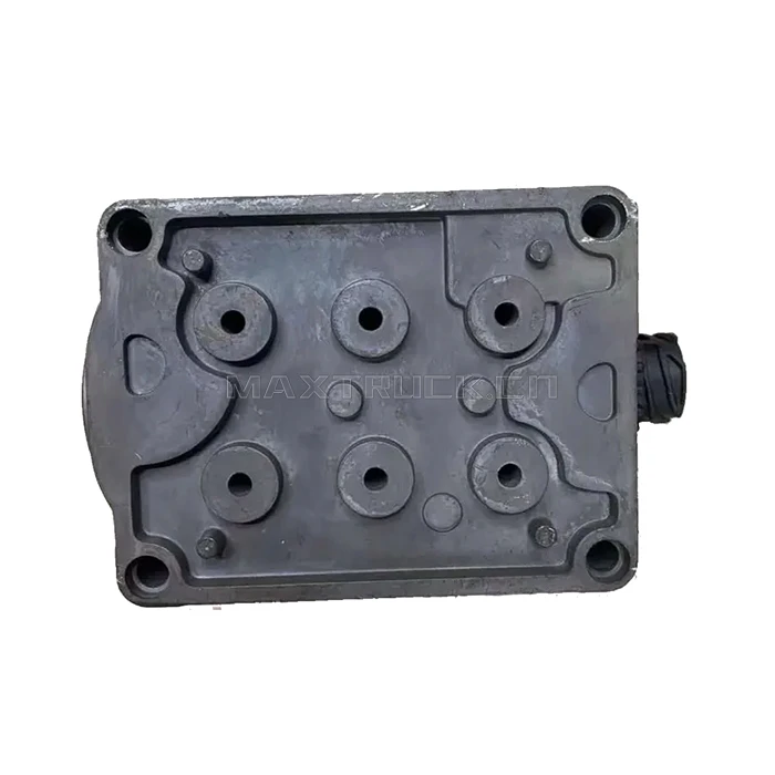 MAXTRUCK Head Manufacture European Auto Parts Dealer 2082090 2447369 1493769 2760914 Valve housing For Scania