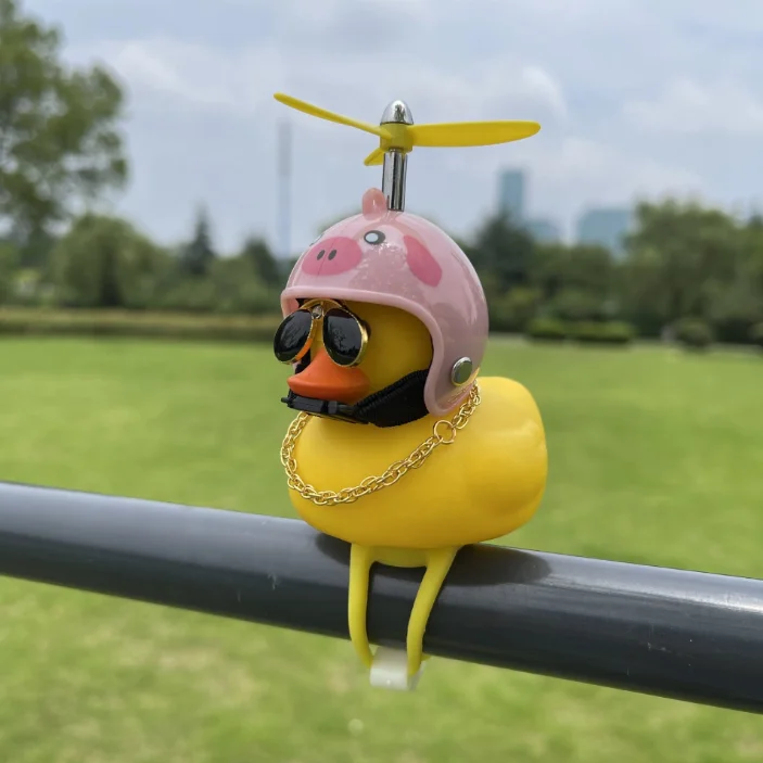 Manufacturers New Car Small Yellow Duck Creative Bamboo Dragonfly Broken Wind Duck Jewelry Car Ornament Social Duck