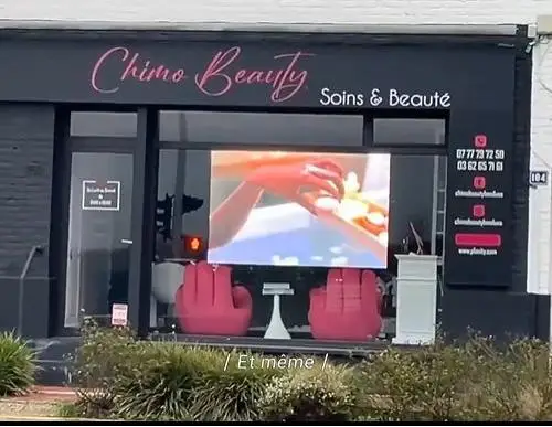 CNS-P5-10 Crystal Clear 3D transparent video Wall LED Screen Advertising film Led Screen For Retail Stores indoor & semi outdoor