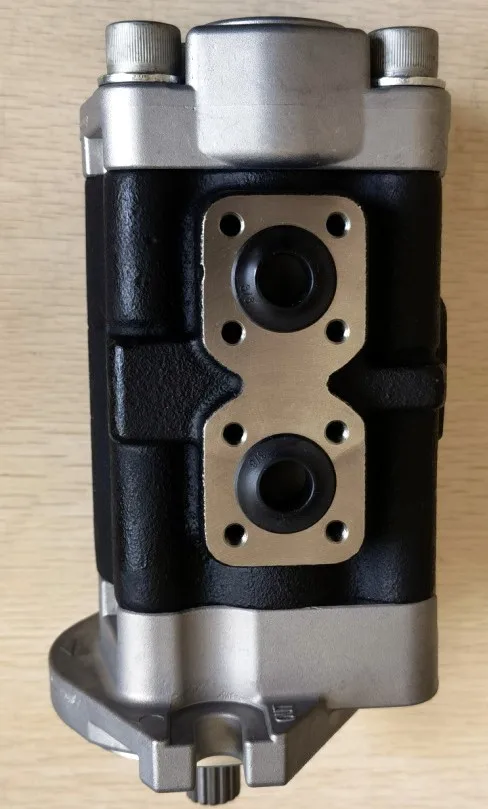 Wholesales Harvester Spare Parts  Hydraulic Pump 3C081-82204 FOR Kubota Tractor M9540