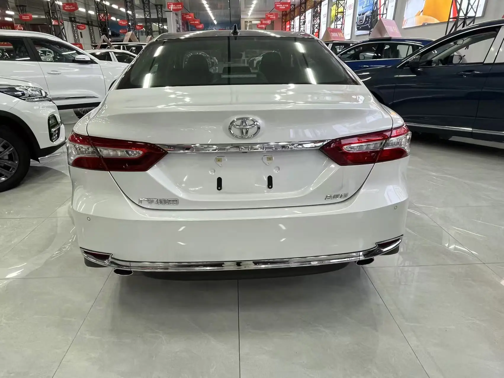 Wholesale Toyota Camry 2023 2.5G Deluxe Edition vehicle for sale