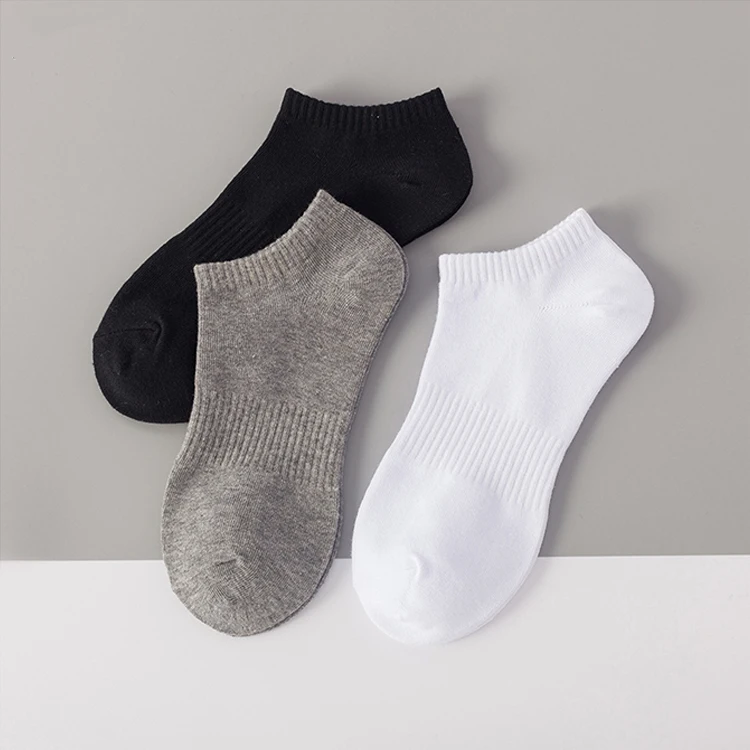 Cheap Wholesale OEM Cute Ankle Socks Custom Logo Summer Casual Socks Women Slipper Socks