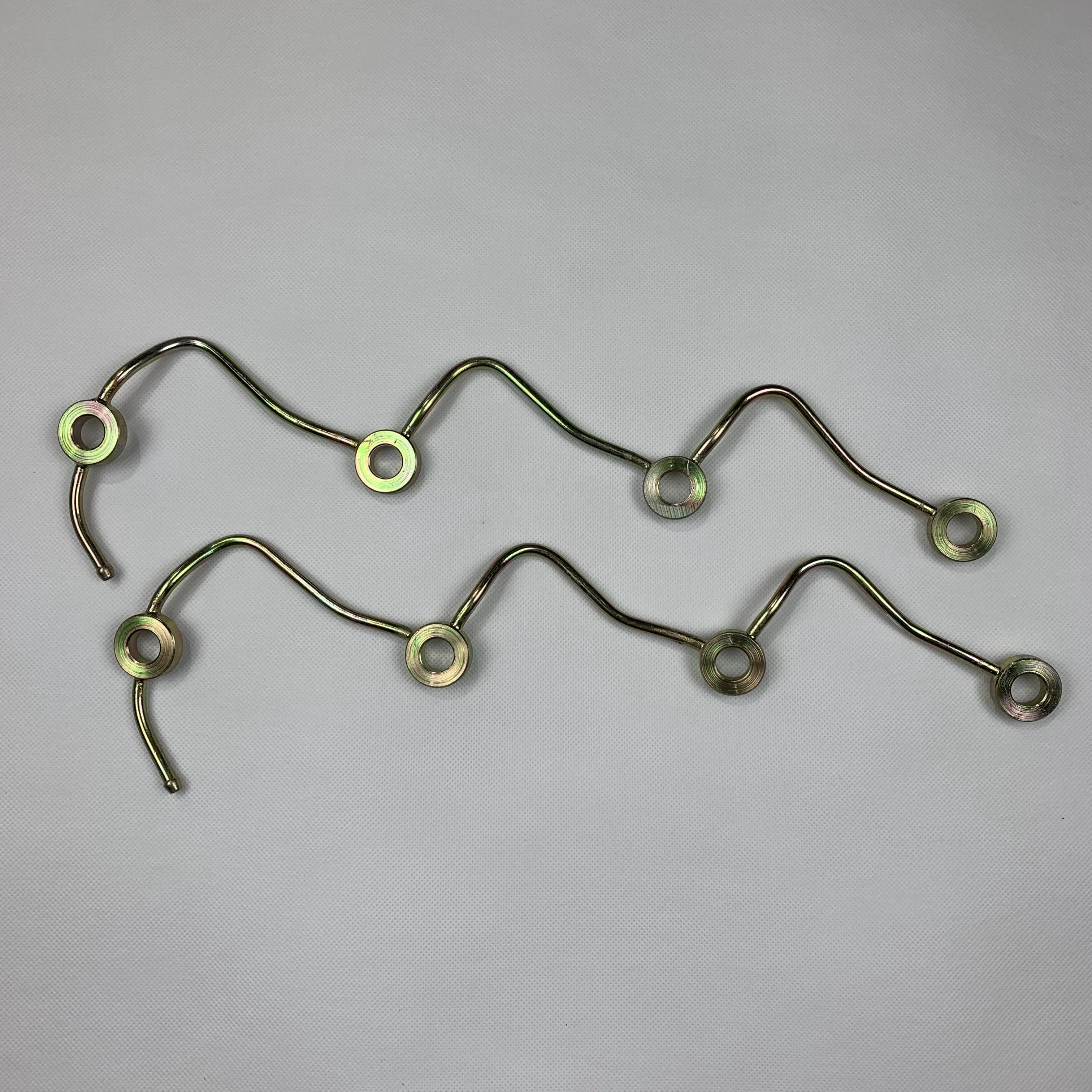 Oil Return Pipe  23760-54011 23760-54030 For Toyota Hiace 2L 3L