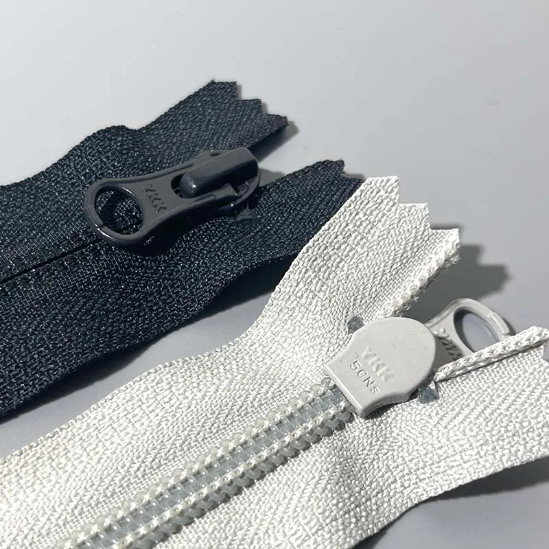 Multiple colors 3# 5# 18cm Auto Lock Closed End Nylon YKK Zipper For Clothing
