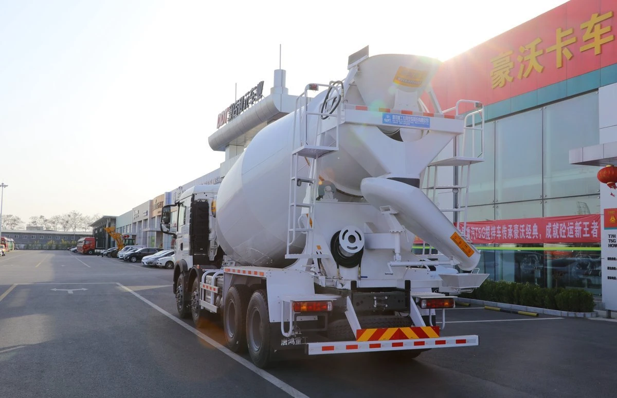 Новая или Подержанная машина для бетономешалки Sinotruck Howo 8x4 цена транзит евро 5/6