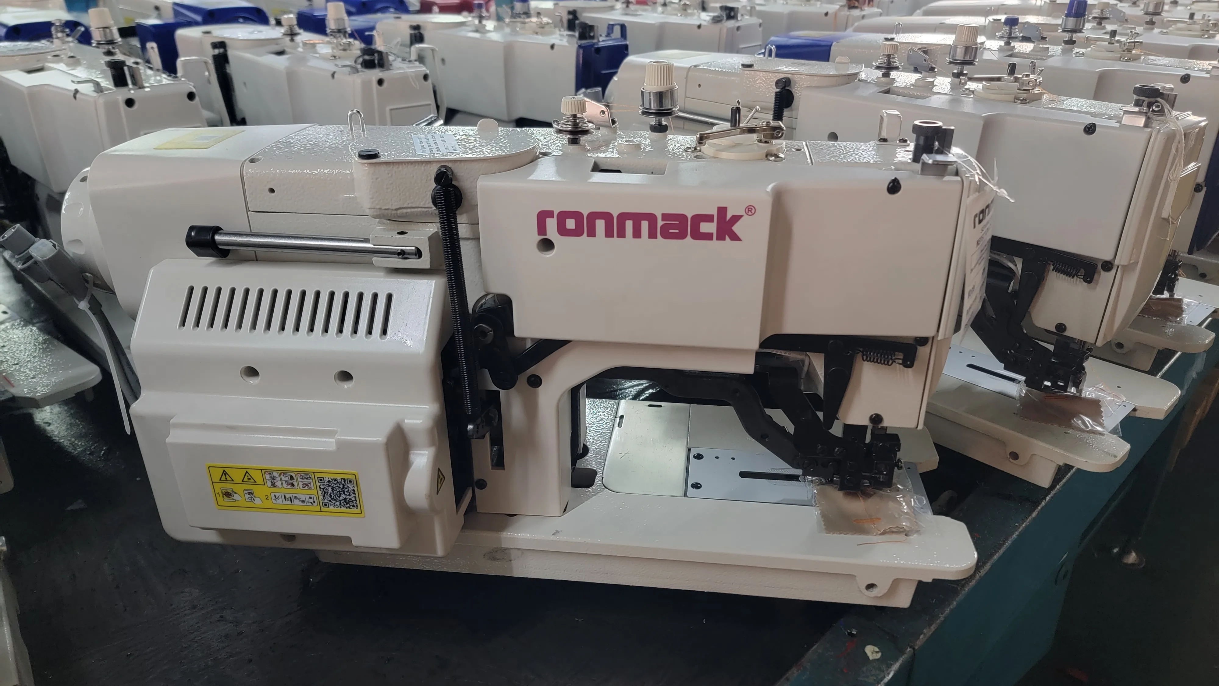 RONMACK RM-781F-I Встроенная швейная машина с прямыми пуговицами