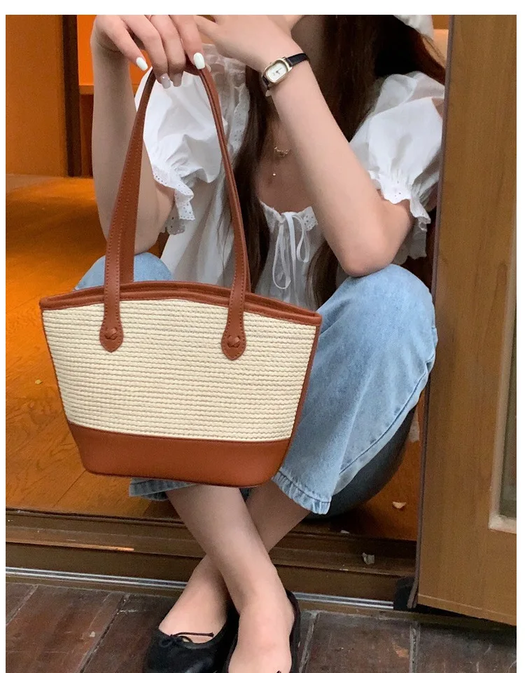 Woven Straw Beach Tote Bag Large Capacity Summer Beach Bag For College Portable Custom Braid Tote Bag
