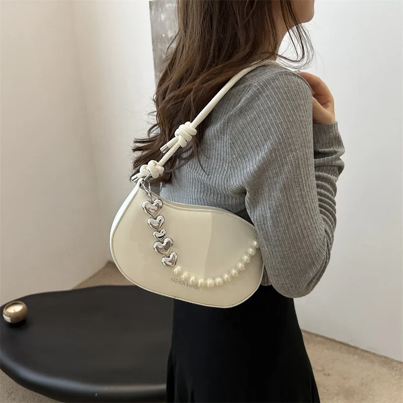 2024 new trendy pearl one-shoulder fashion simple messenger handbag for women