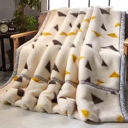 Wholesale Custom luxury throw blanket Adult Double Bed 100% Polyester Flannel Super Soft Blanket For Winter