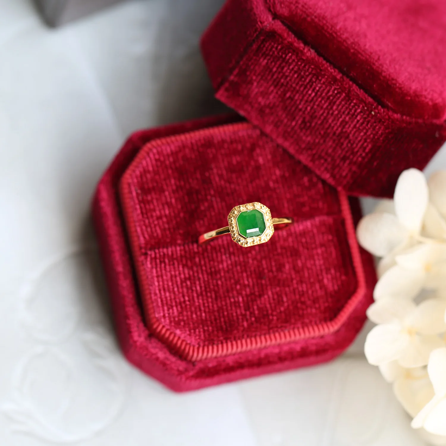 Wealth Retro Carved Octagon 925 Sterling Silver 10K Gold Plated Natural Emerald Engagement Rings For Women