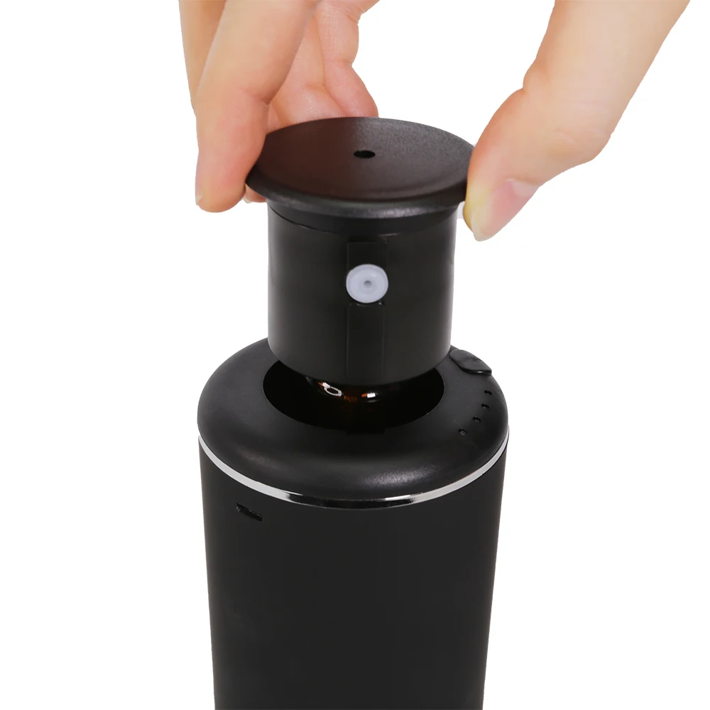 SCENTA Wholesale Aromatherapy Car Air Freshener Device Custom Logo USB Personalized Portable Fragrance Car Freshener Machine