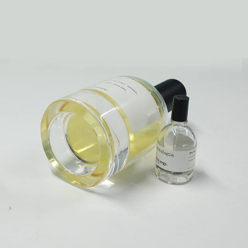 Acrylic Cosmetics Packaging Supplier Giant Bottle Display Prop Makeup Sample Window Display Sculpture