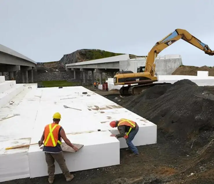 Производители производят строительную огнестойкую и устойчивую к давлению пенопластовую доску Eps