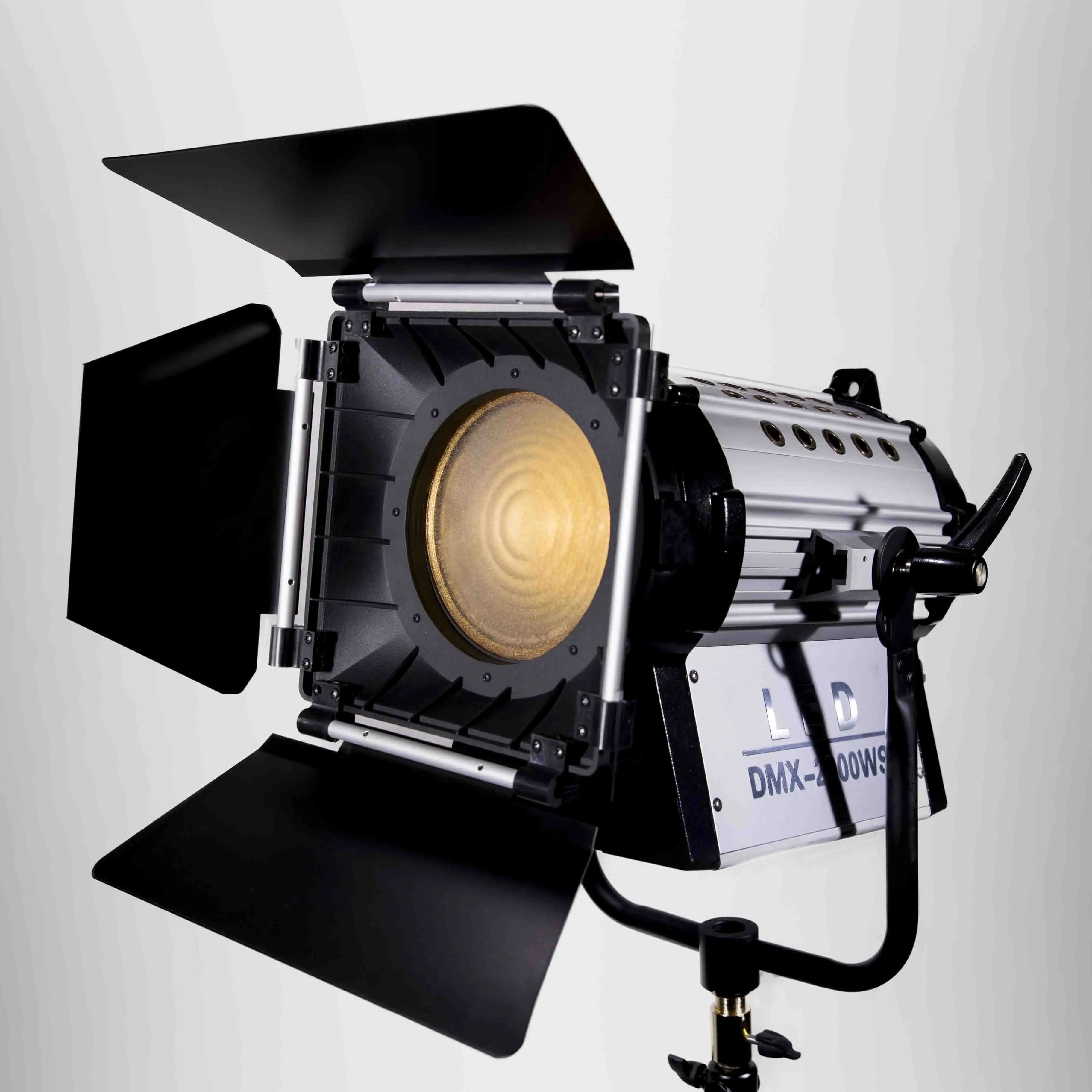 
Bolangte LED fresnel light spotlight TV led studio Film light stage video lamp DMX-2000w 