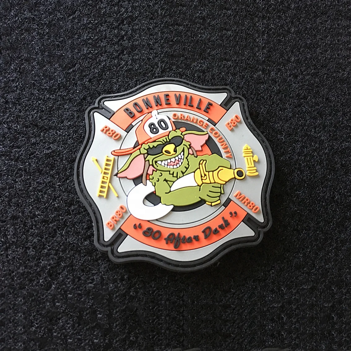 Water proof and Strength Custom Logo Shape Silicone Rubber PVC Patch For Hats