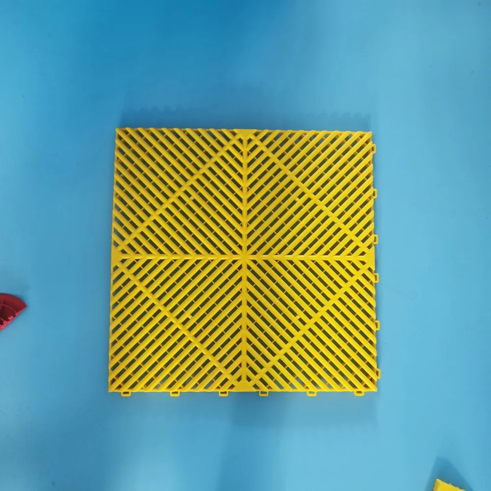 40*40*2cm PP interlocking flooring Anti slip interlocking drainage garage floor tiles for outdoor car showroom