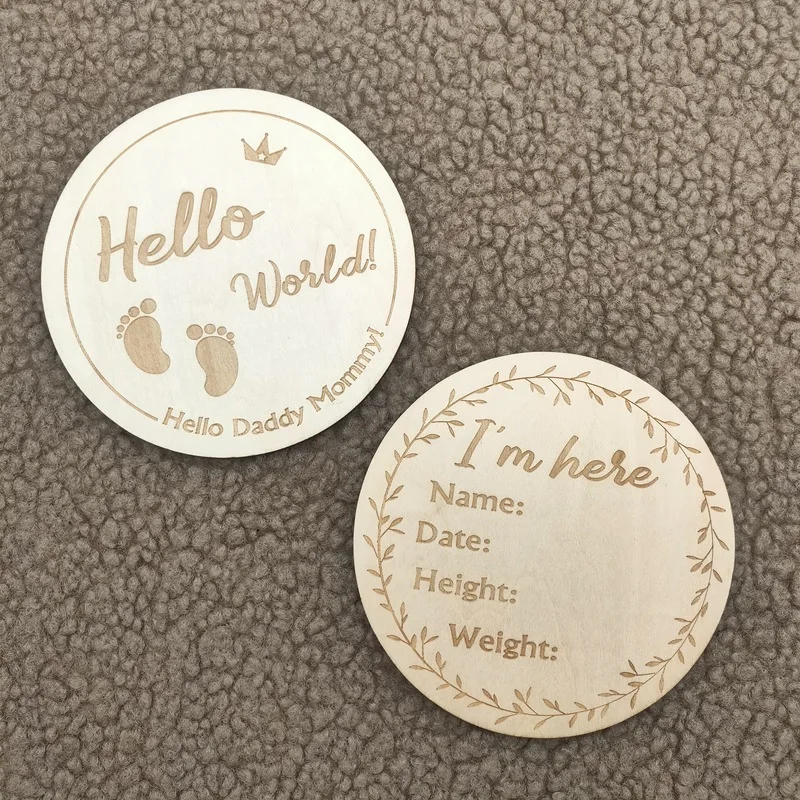 Изготовленный На Заказ «Hello World» спортивный костюм для новорожденных рождения персонализированные имя ребенка Объявление знак деревянные карты