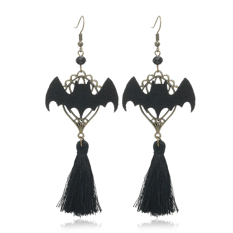 Gothic Halloween Earrings Vintage Jewelry Black Bat Tassel Earrings for Women or Teen Girls Vampire Witch Accessories