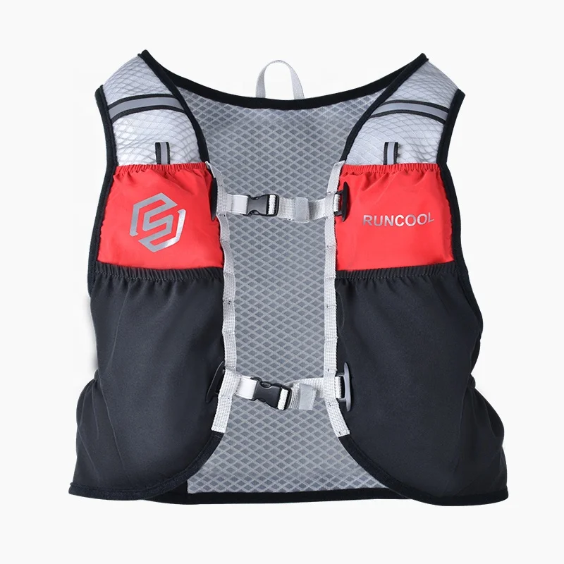 Light Weight Marathon Trail Hiking Cycling Running Water Hydration Backpack with 1.5L 2L 3LWater Bladder for Men Women