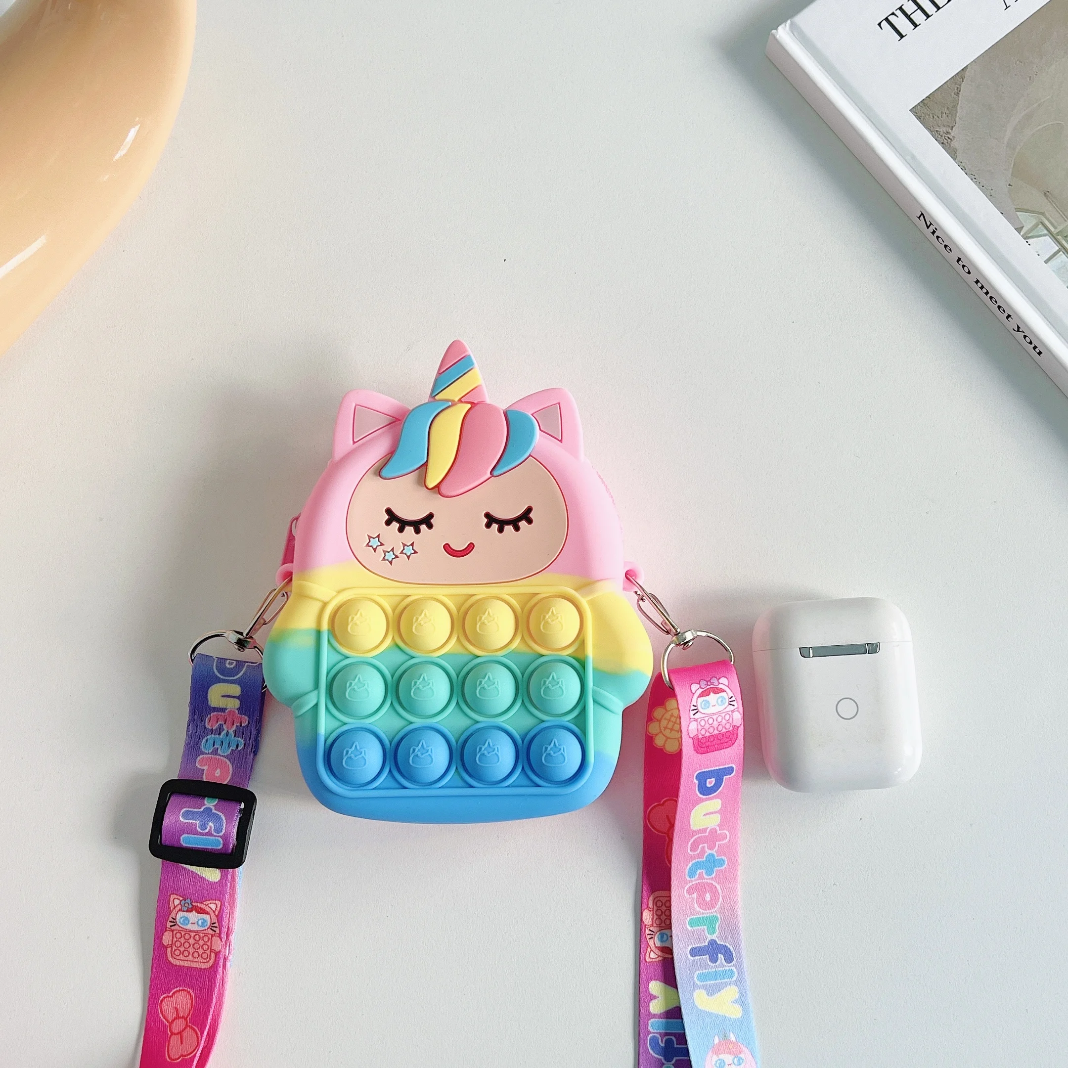 Hot Sale Silicone Toy Cute Shoulder Bag Crossbody Coin Purse Handbags For Kids closed eyes