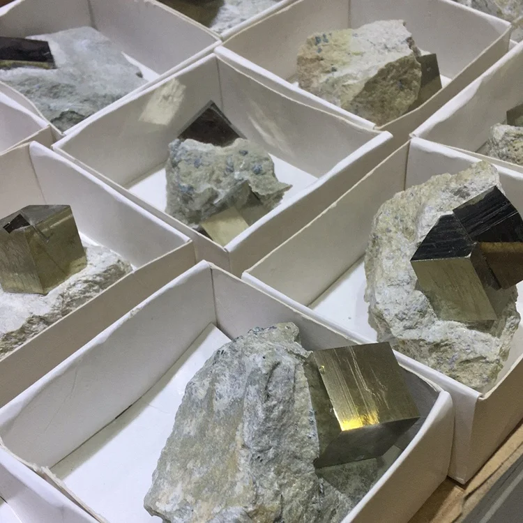 Wholesale Natural Rough Copper Pyrite Mineral Specimen Stone Raw Pyrite Chalcopyrite Ore