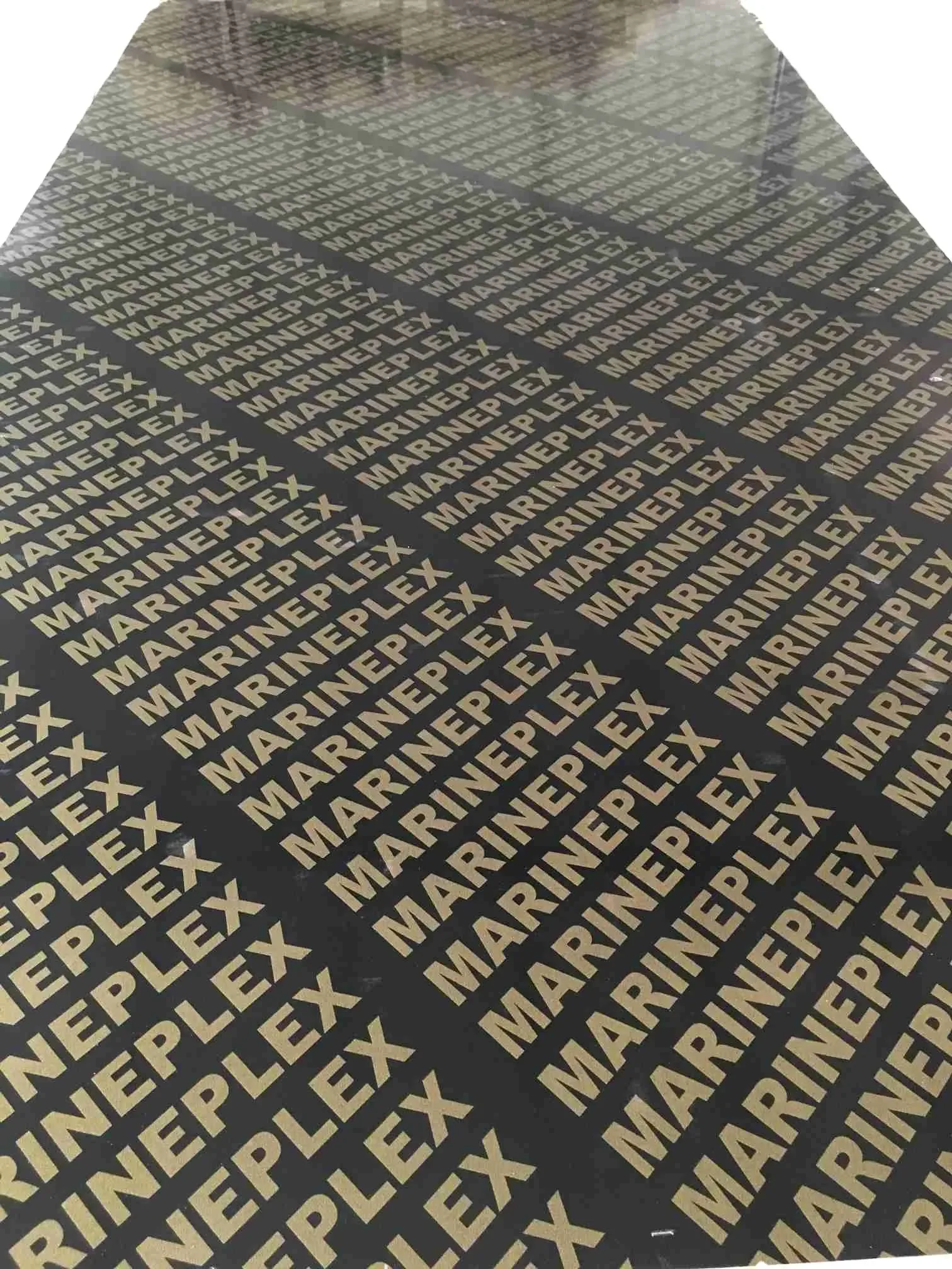 China Factory Price High Quality 18 mm Poplar Core Black Film Faced Plywood For Concrete Formwork