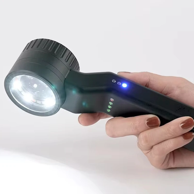 IBOOLO exceptional optical quality  DE-4100 dermoscopy smartphone and camera compatible device