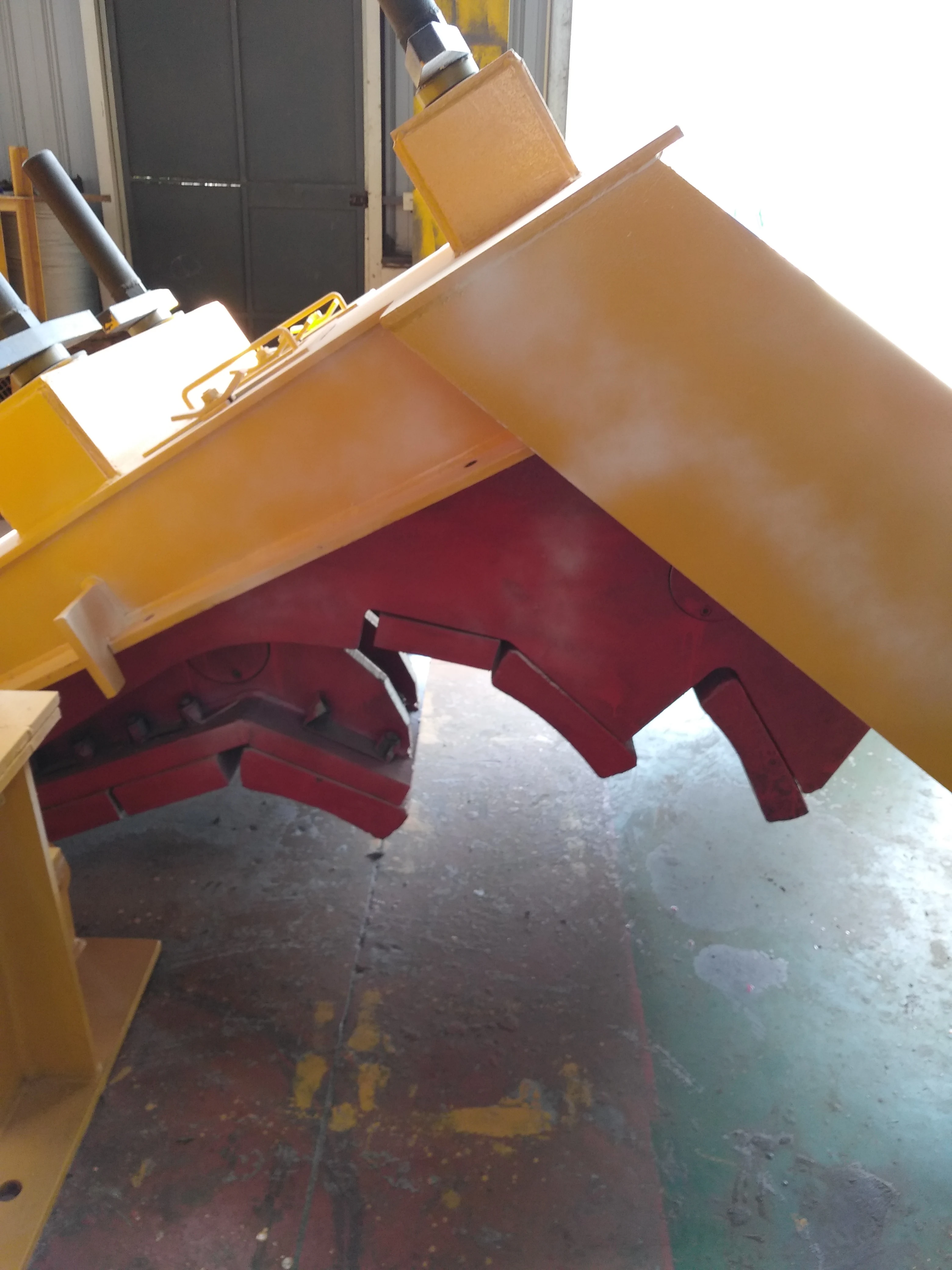 China Famous Sand Production Line Impact Crusher Basalt Crusher Plant Line Impact Crusher