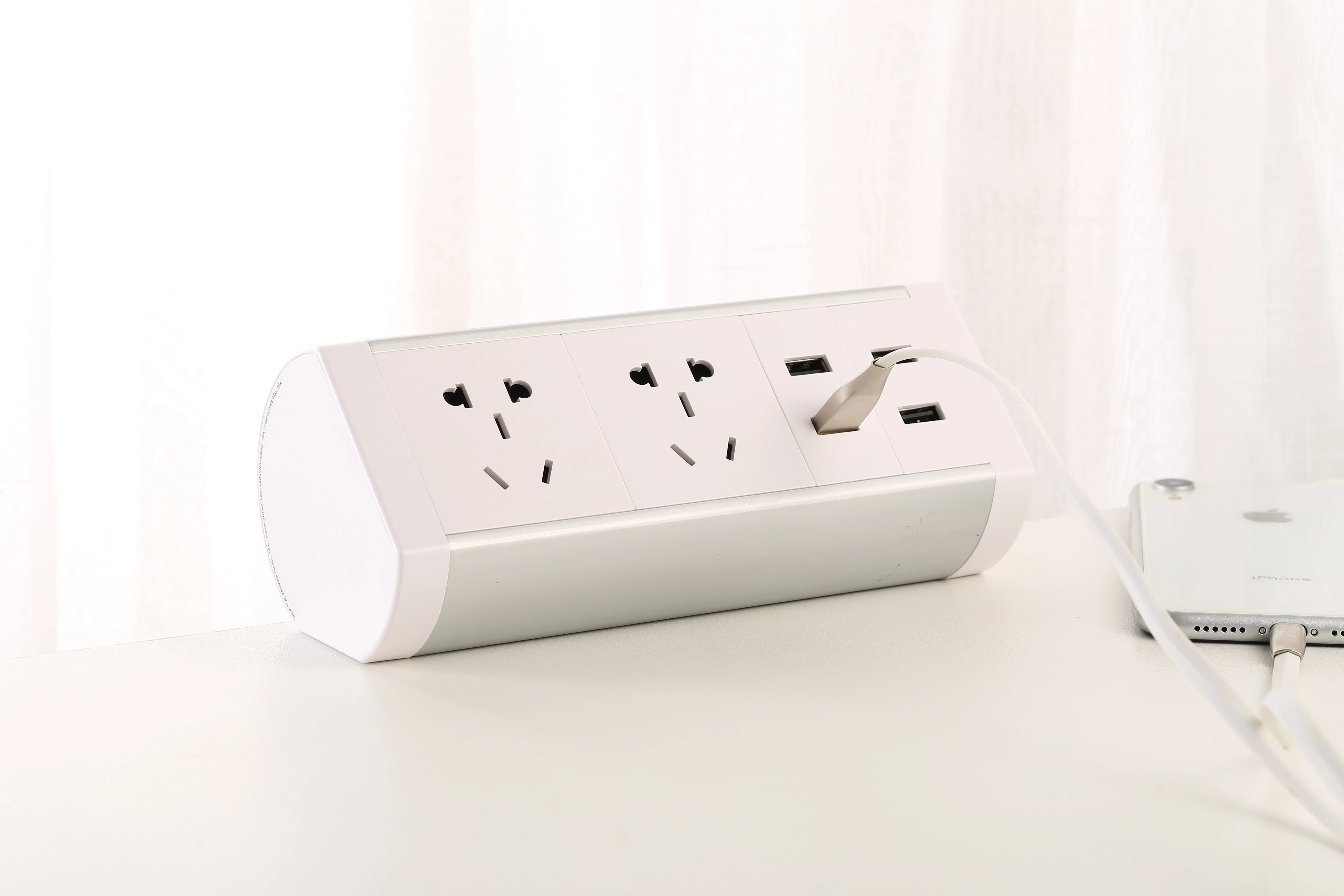 UK standard for office Removable Desktop Mount Multi-Outlets power outlet Clamp table socket with Dual USB