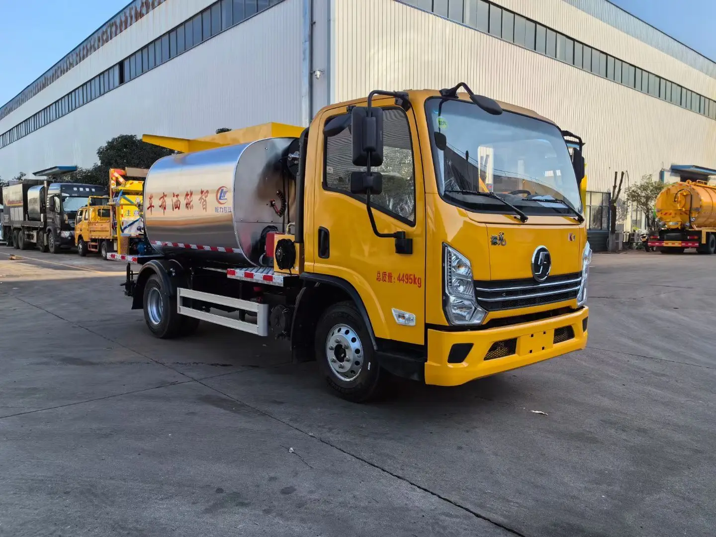Bitumen Emulsion Spreading Truck