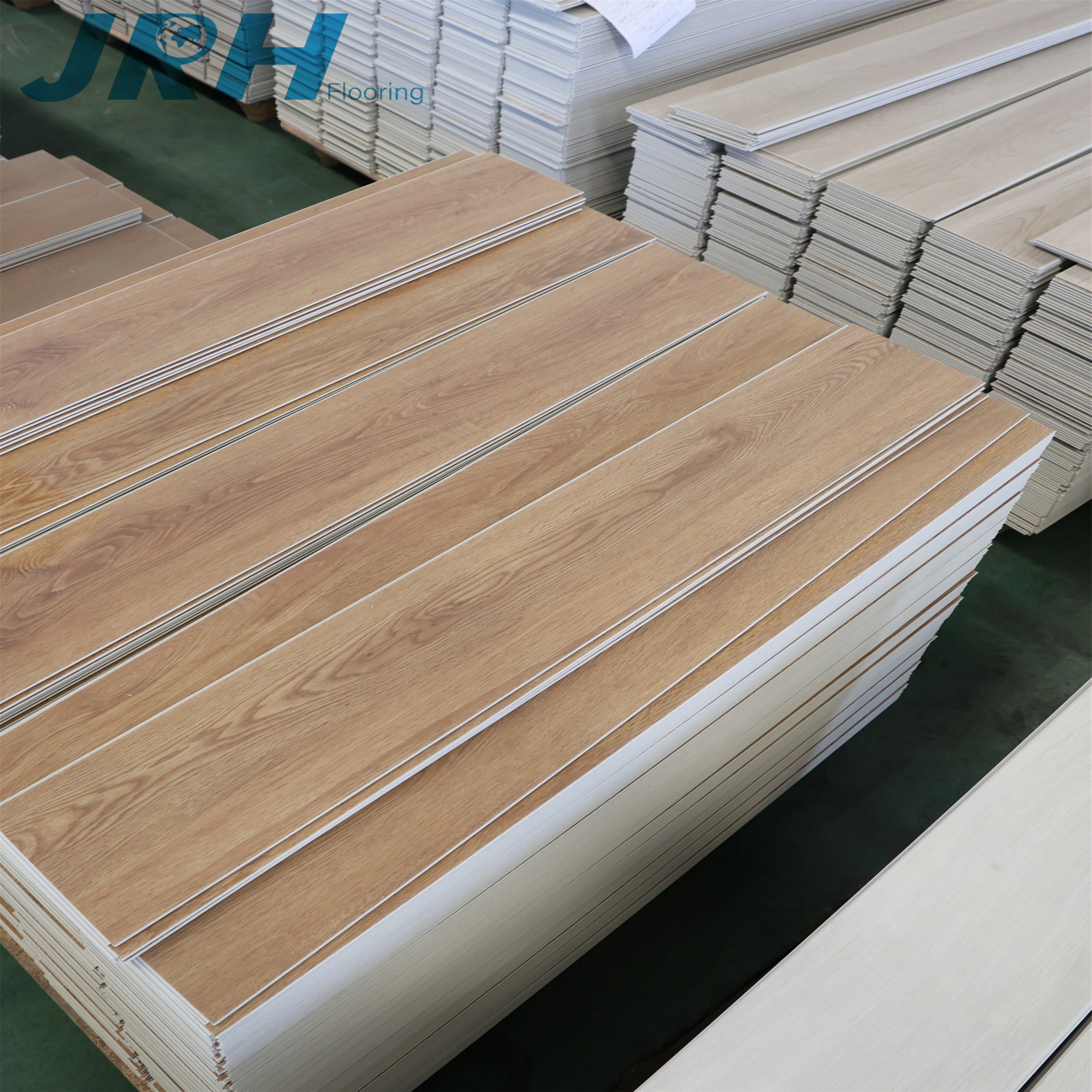 Wholesale Manufacturer Spc Vinyl Flooring 4mm Waterproof Flooring 5mm 6mm Spc Click Flooring