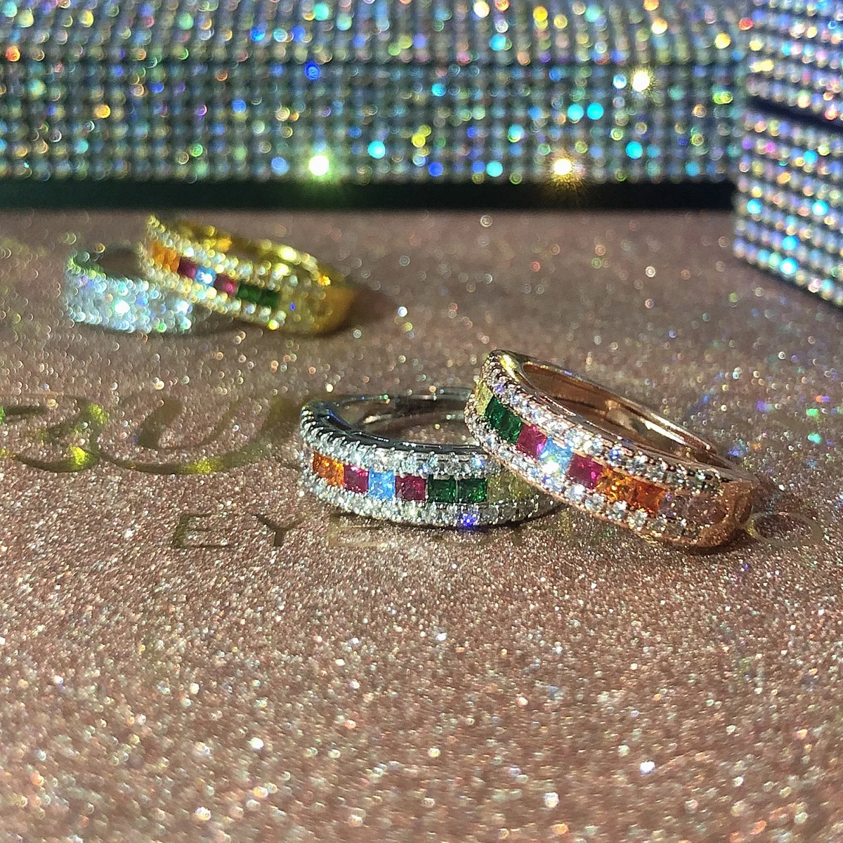 2023 18K Gold Plated Rainbow Color Geometric Cubic Zirconia Stone Band Rings Popular Bling Full Diamond Open Rings For Ladies
