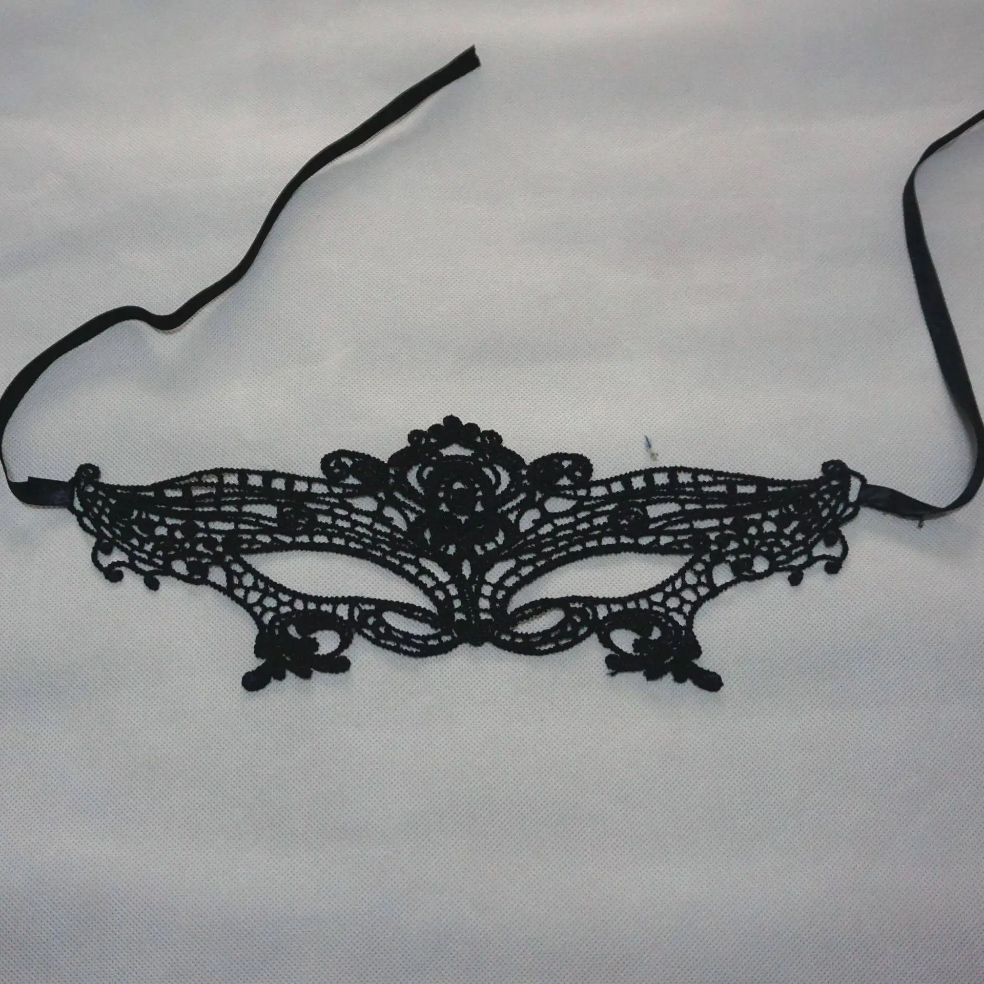 Best Sexy Lace Blindfold Eye Mask Sexy Lace Eye Mask Party Masks For Carnival Halloween Half Face Cosplay Blindfold