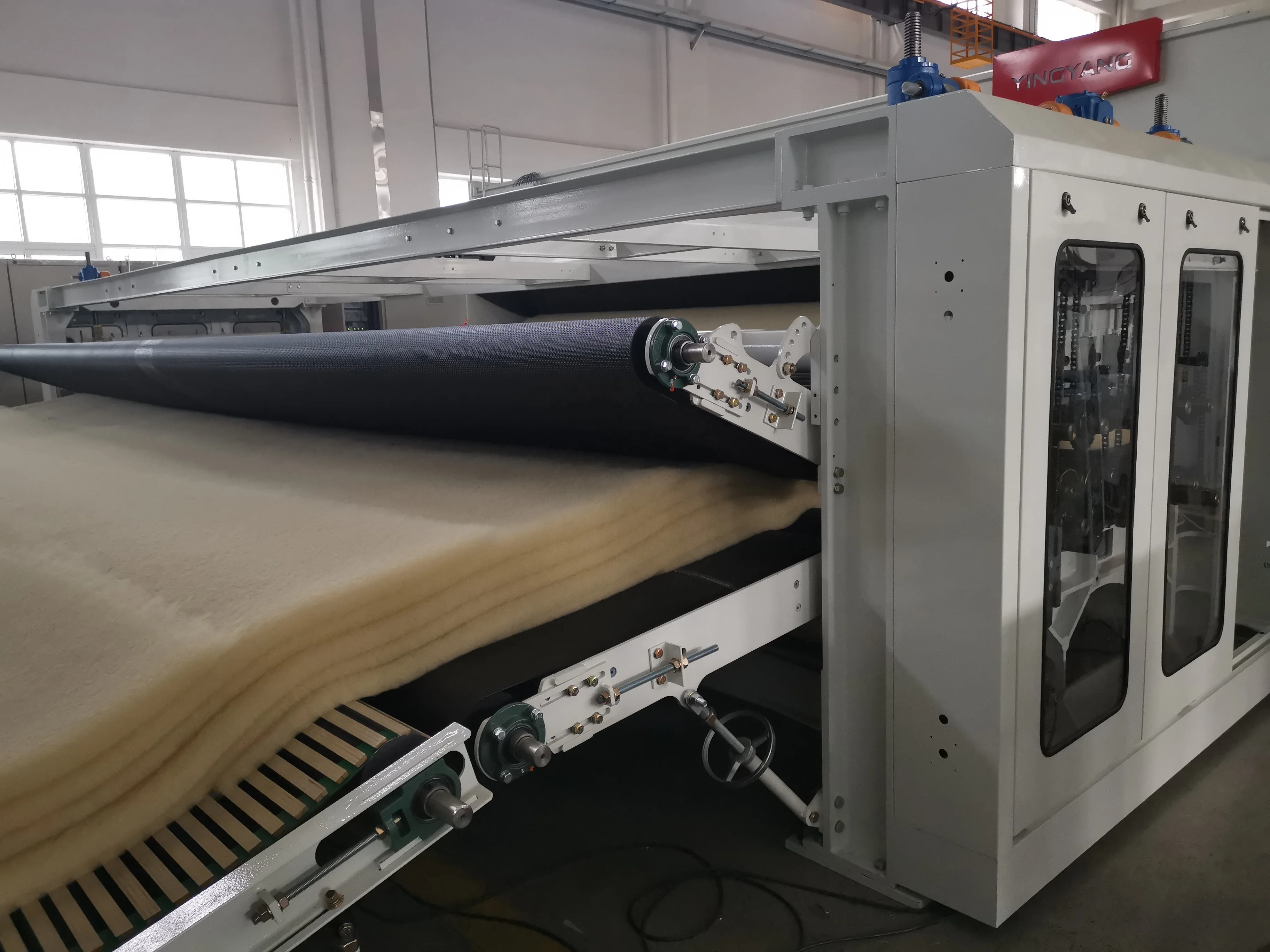 YYQS High-efficiency Web Drafter 15-Roller  Web Drafting Machine For Nonwoven Production Line