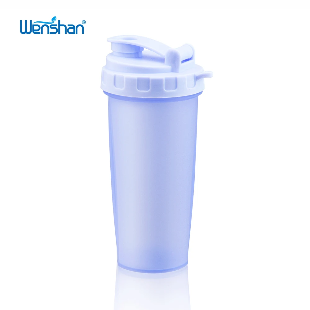 High quality BPA free protein shaker bottles with mixing ball 700ml food grade