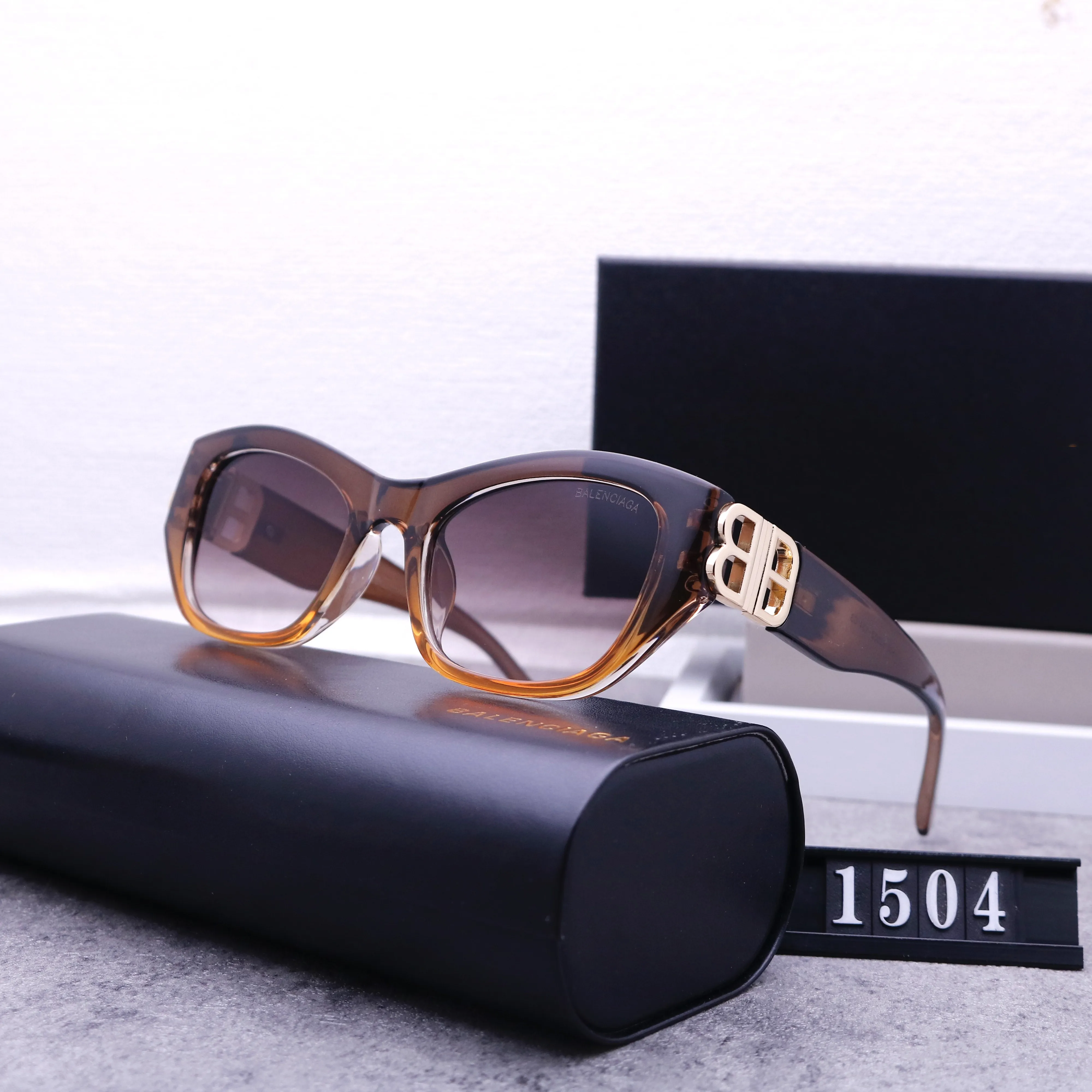 Wholesale Fashion Famous Designer Brand Shades Sunglasses