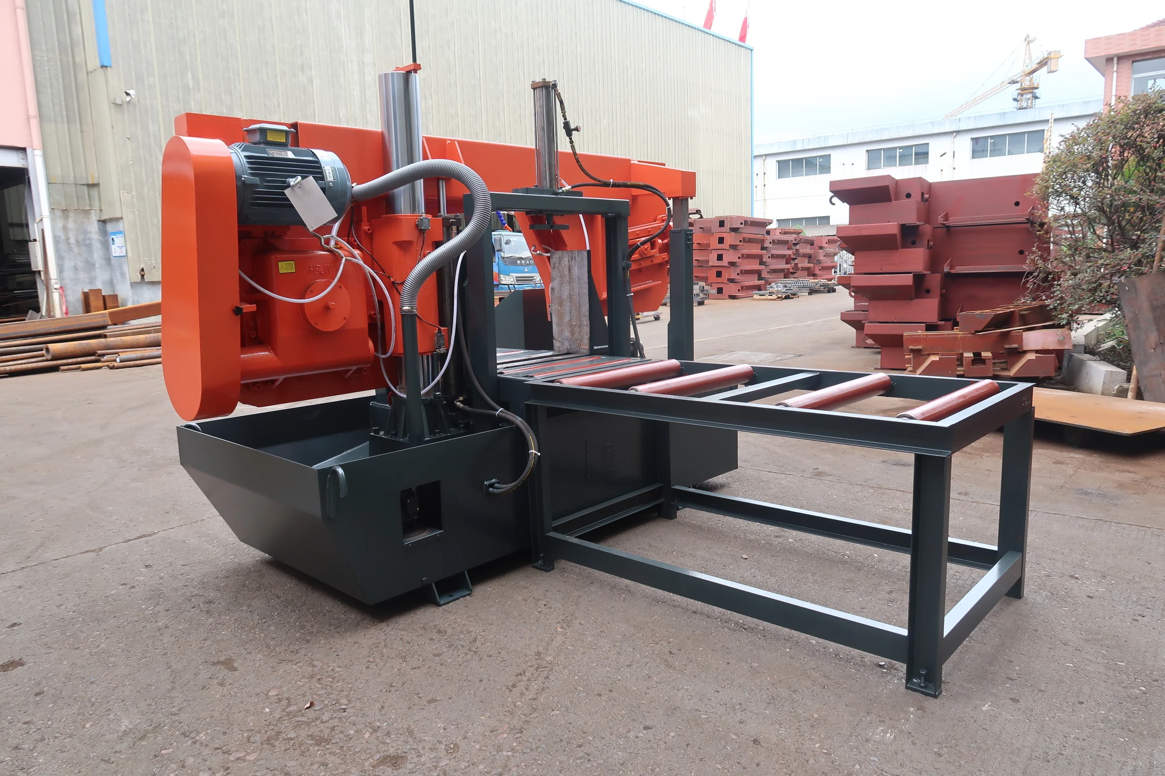 SECTION AND PROFILE STEEL BAND SAW MACHINE