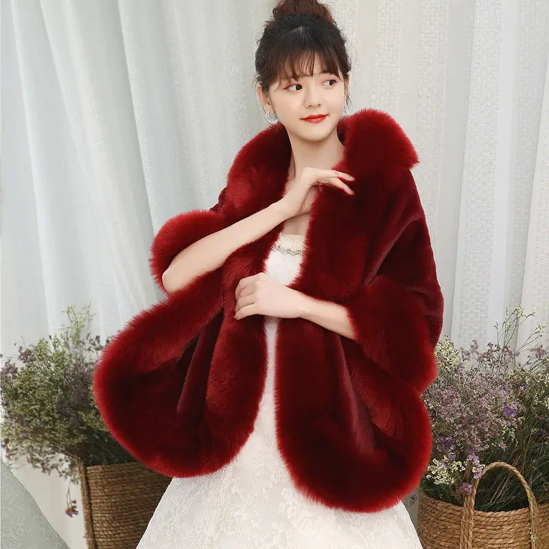 Manufacturers Luxury Winter Cape Wedding Decoration Scarves Fox Fur Ponchos Ladies Faux Fur Shawl