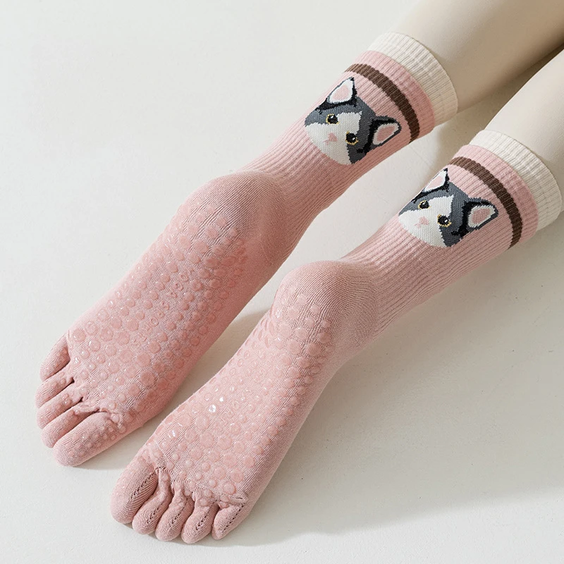 Women Comfort Five-toe Wholesale Anti-Slip Custom Yoga Socks and Grip Gym Floor Sports Toe Socks