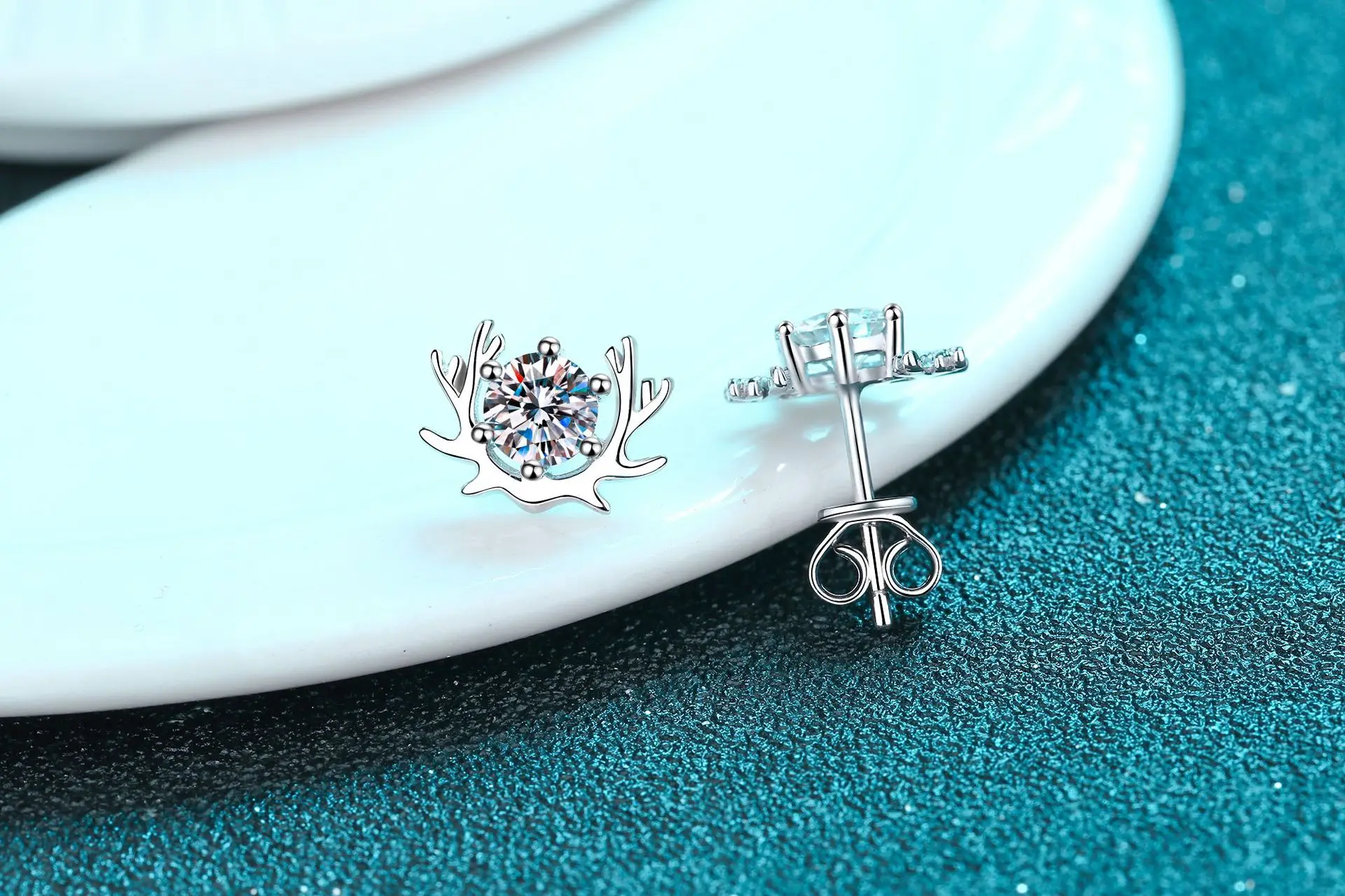 925 pass diamond test d color wholesale Christmas Antler vvs real gra moissanite stud earring for women