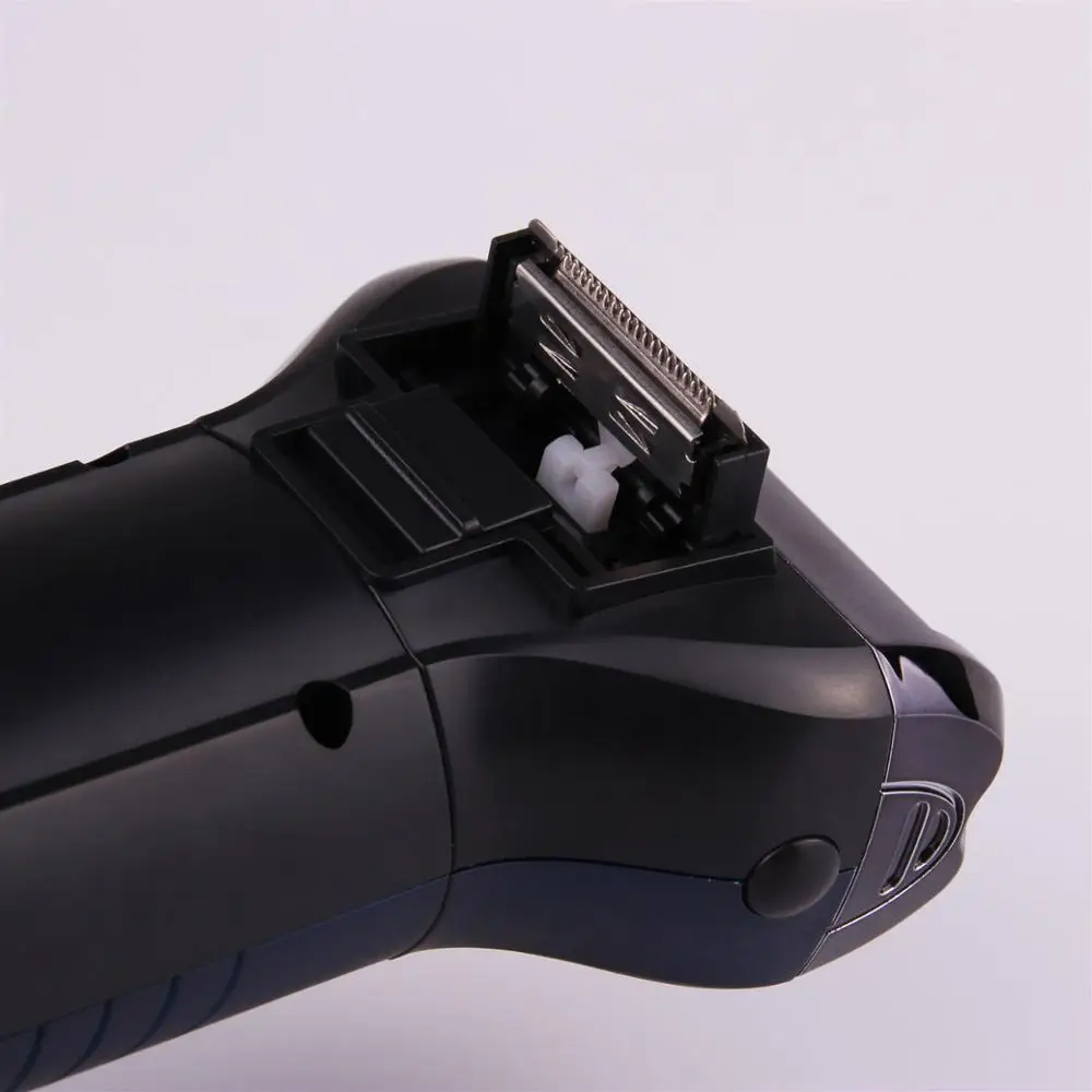 
Geemy566 Multifunctional Electric Shaver Reciprocating Shaver Three in One Multifunctional Hair Clipper 