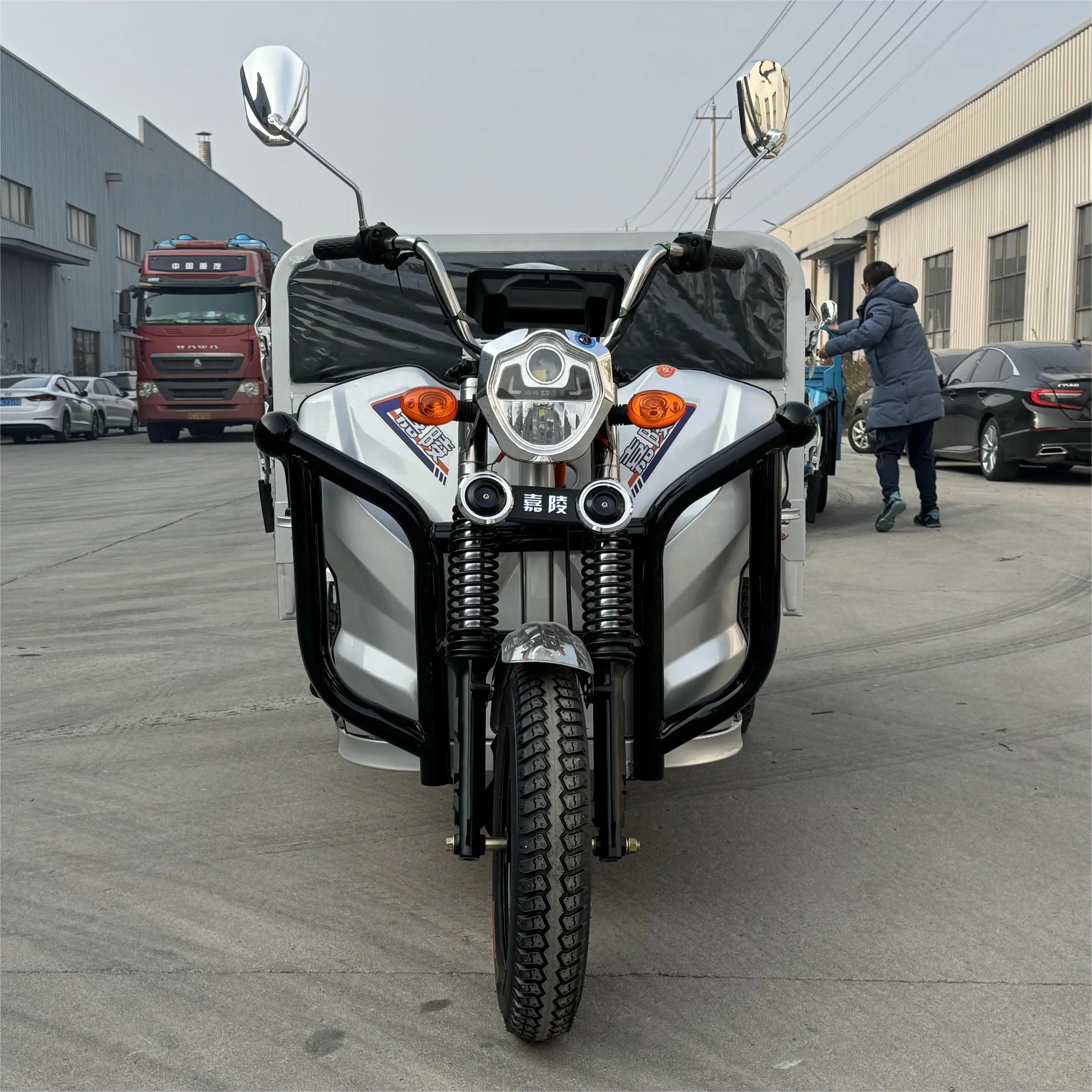 LB-LB160GY Factory High Quality Climbing Hill Rickshaw Electric Tricycle Cargo Electric Tricycle