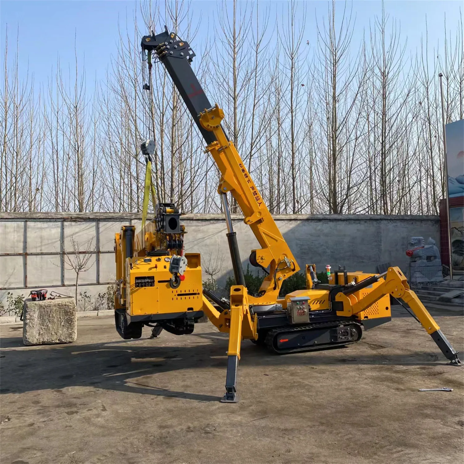 Telescopic Mini Spider Cranes New Product 2020 Provided Winch Machine 5 Ton with Diesel Engine Engine Hoist Made in China 2 Ton