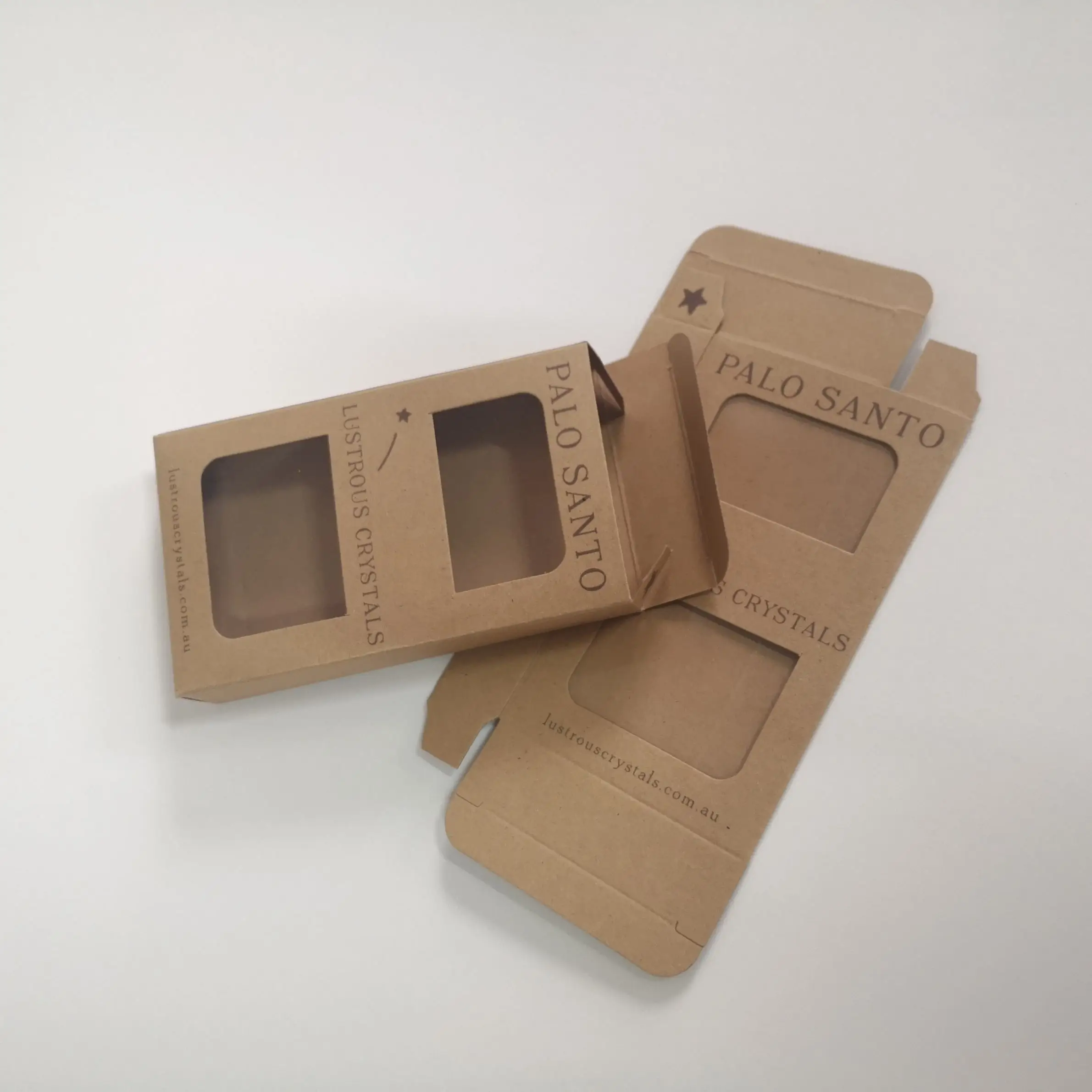 Стандартная плоская коробка из крафт-бумаги с прозрачным двойным окном для косметики и аксессуаров