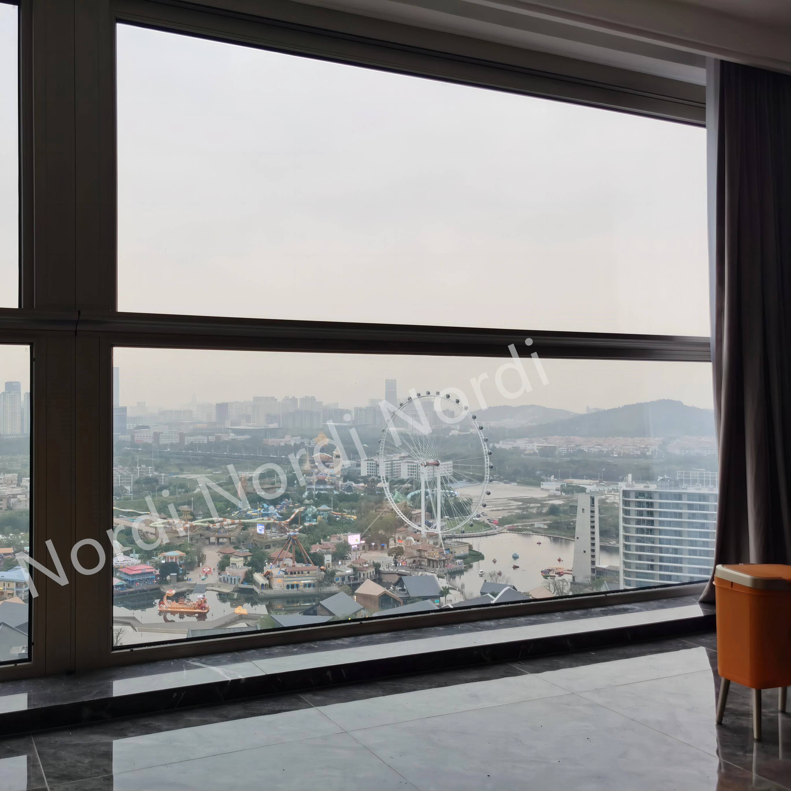 Modern Designed Intelligent Electric Window Factory Customized Aluminum Motorized Door Balcony Screen Automatic Opening Style